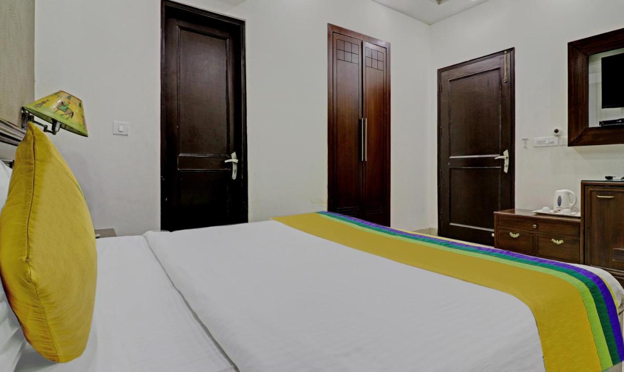 Itsy Hotels Hamlets Stay Noida Exterior foto